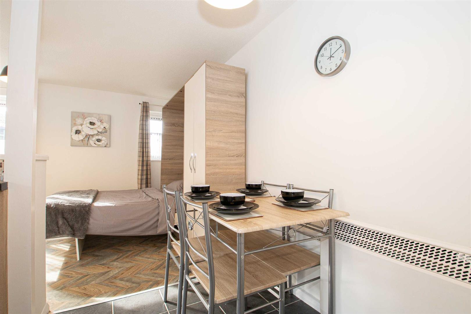 Pomander Crescent, Walnut Tree, Milton Keynes